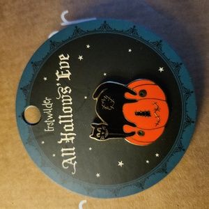 BNWT Erstwilder All Hallows Eve Pin